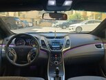 Hyundai Elantra-13