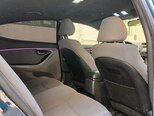 Hyundai Elantra-14