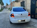 Renault Megane-13