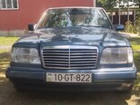 Mercedes 220 E-3