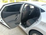 Hyundai Elantra-7