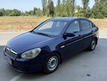 Hyundai Accent-4