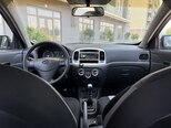 Hyundai Accent-10