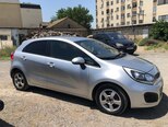 Kia Rio-5