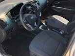 Kia Rio-12