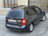 Kia Carens-7