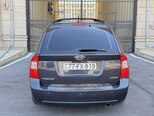 Kia Carens-9