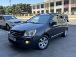 Kia Carens-1