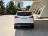 Hyundai Santa Fe-6