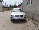 Volkswagen Passat-1