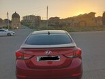 Hyundai Elantra-8