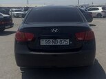Hyundai Elantra-2
