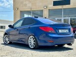 Hyundai Accent-4