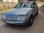Mercedes E 220-10