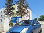 Toyota Prius-4