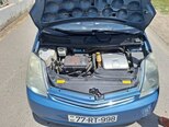 Toyota Prius-9
