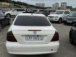 Mercedes E 220-3