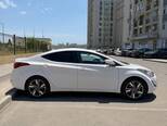 Hyundai Elantra-7