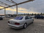 Mercedes E 220-5