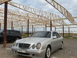 Mercedes E 220-7