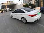 Hyundai Sonata-5