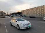 Hyundai Sonata-2