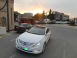 Hyundai Sonata-14