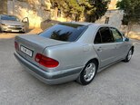 Mercedes E 230-6