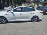 Kia Optima-4