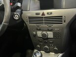 Opel Astra-11