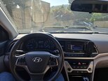 Hyundai Elantra-16