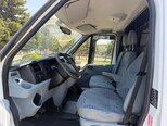Ford Transit-10