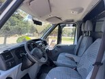Ford Transit-15