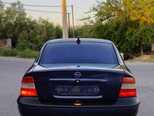 Opel Vectra-4