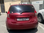 Nissan Note-2