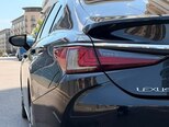 Lexus ES 300h-12