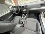 Volkswagen Jetta-8