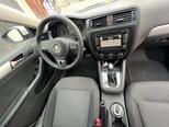 Volkswagen Jetta-7