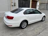 Volkswagen Jetta-14