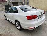 Volkswagen Jetta-5