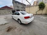 Volkswagen Jetta-4
