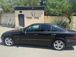 Mercedes E 280-4