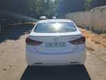 Hyundai Elantra-6