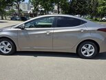 Hyundai Elantra-5