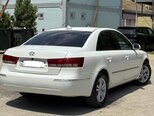 Hyundai Sonata-6