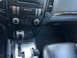 Mitsubishi Pajero-10