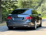 Mercedes E 250-11