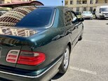 Mercedes E 240-5