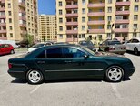 Mercedes E 240-4