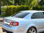 Volkswagen Jetta-4